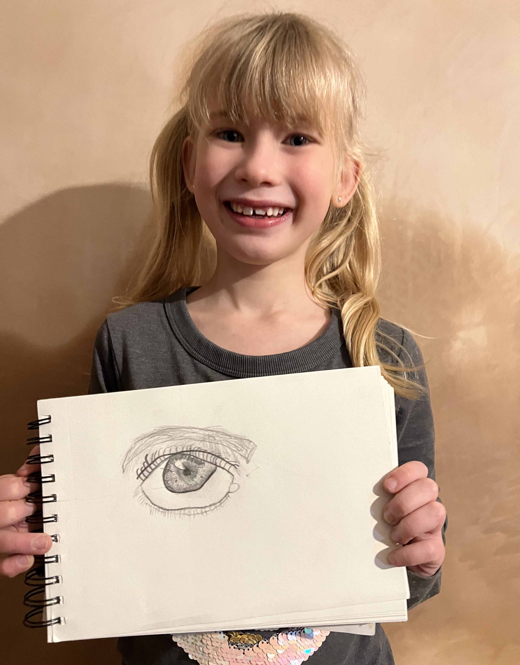 Little Sketchbook Club - Online Children's Drawing Classes - Laura Summers